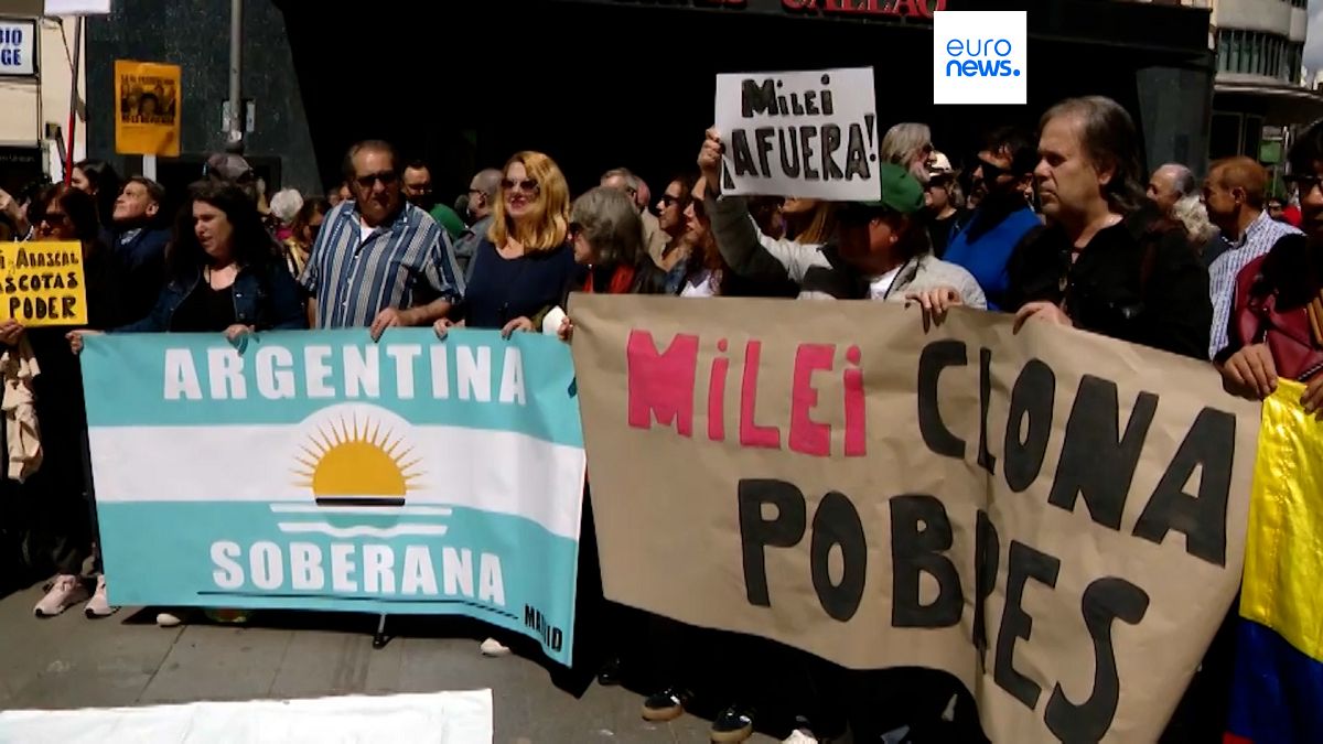 Argentina's president plans to meet Spain's far-right party in Madrid
