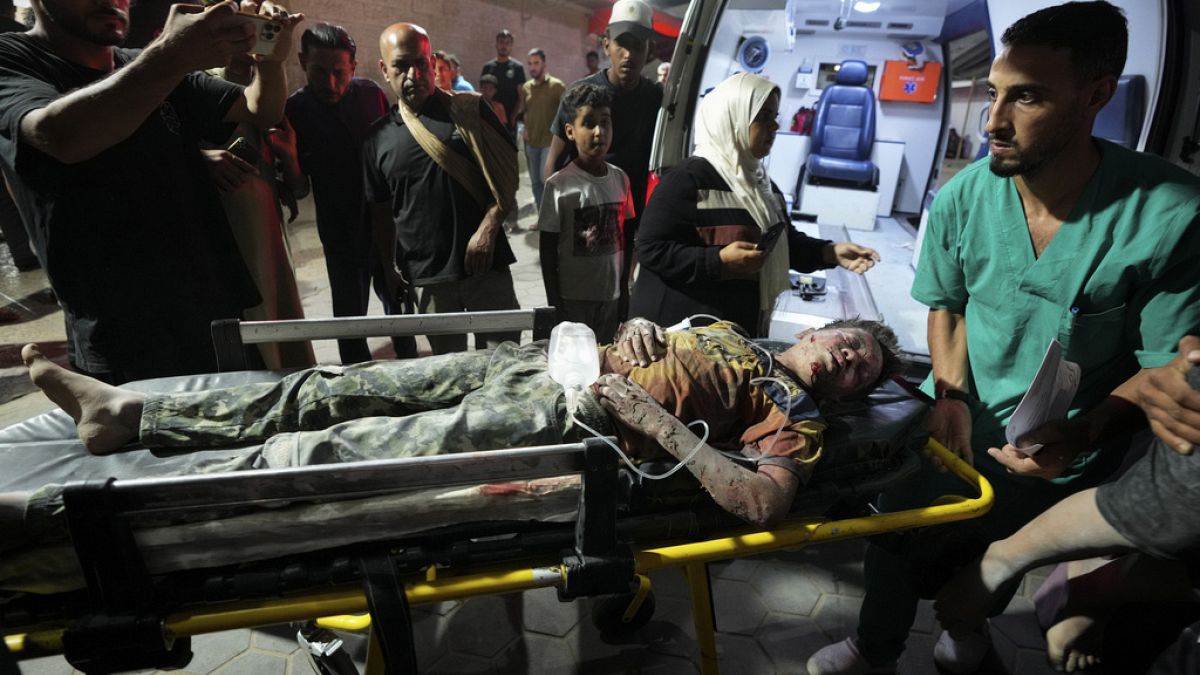 Israeli airstrikes kill at least 35 in Rafah as displaced people hit 
