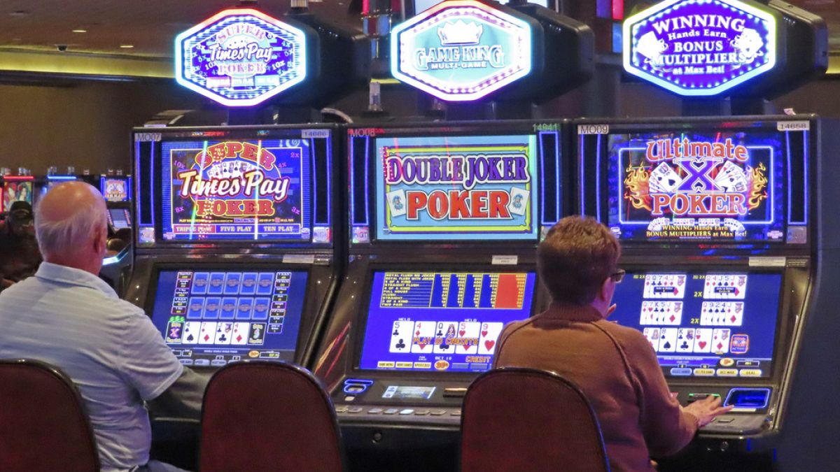 UK stakes its claims to second spot in worldwide online gambling  