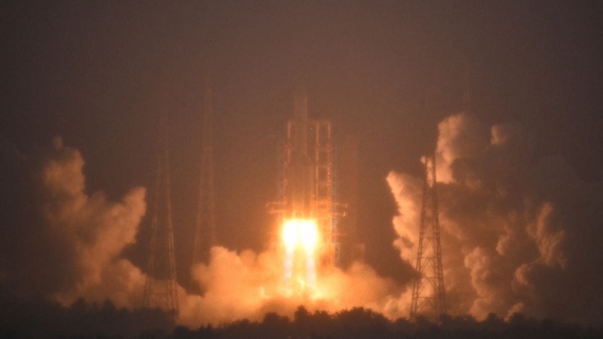 China sends lunar probe to collect samples from far side of the Moon 
