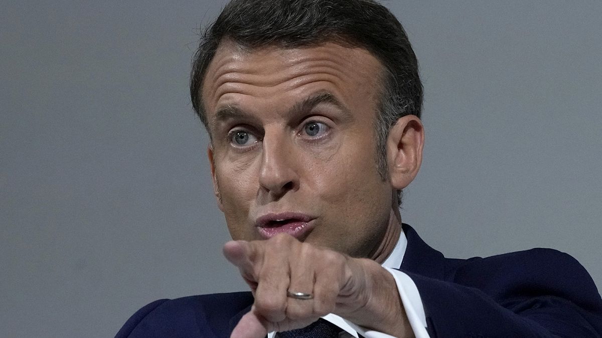Macron calls on moderates to unite against far right in snap legislative election 
