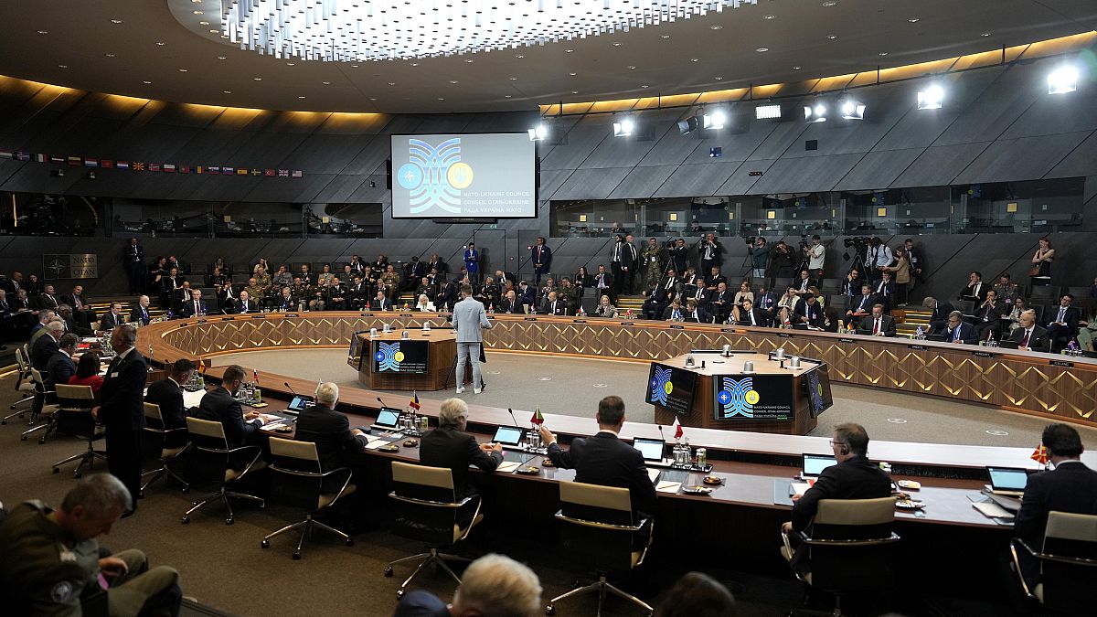 В НАТО обсудили долгосрочную и предсказуемую помощь Украине 