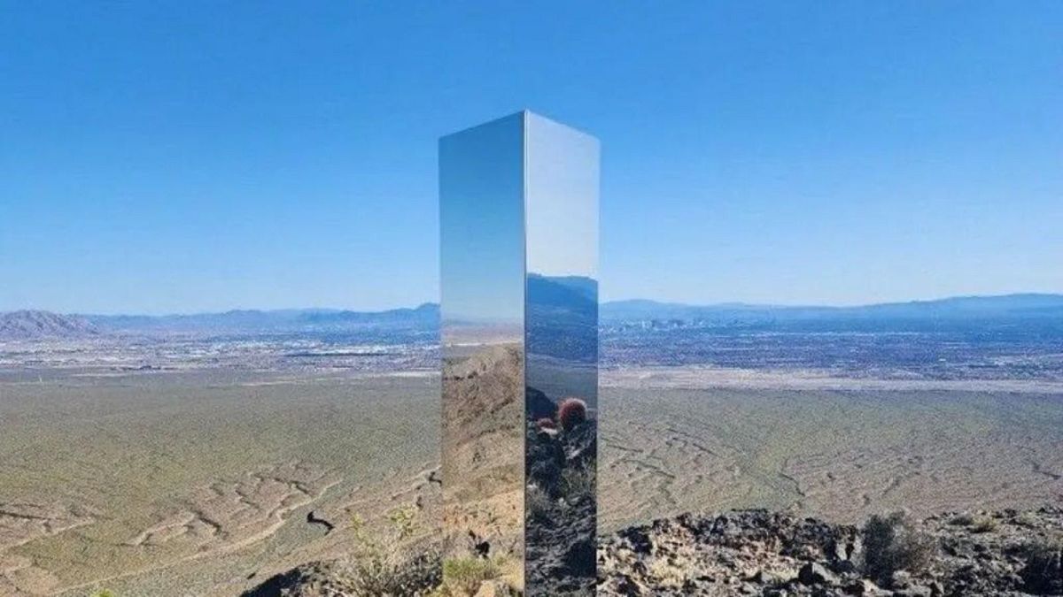 What is this mysterious new monolith and who is behind it? 