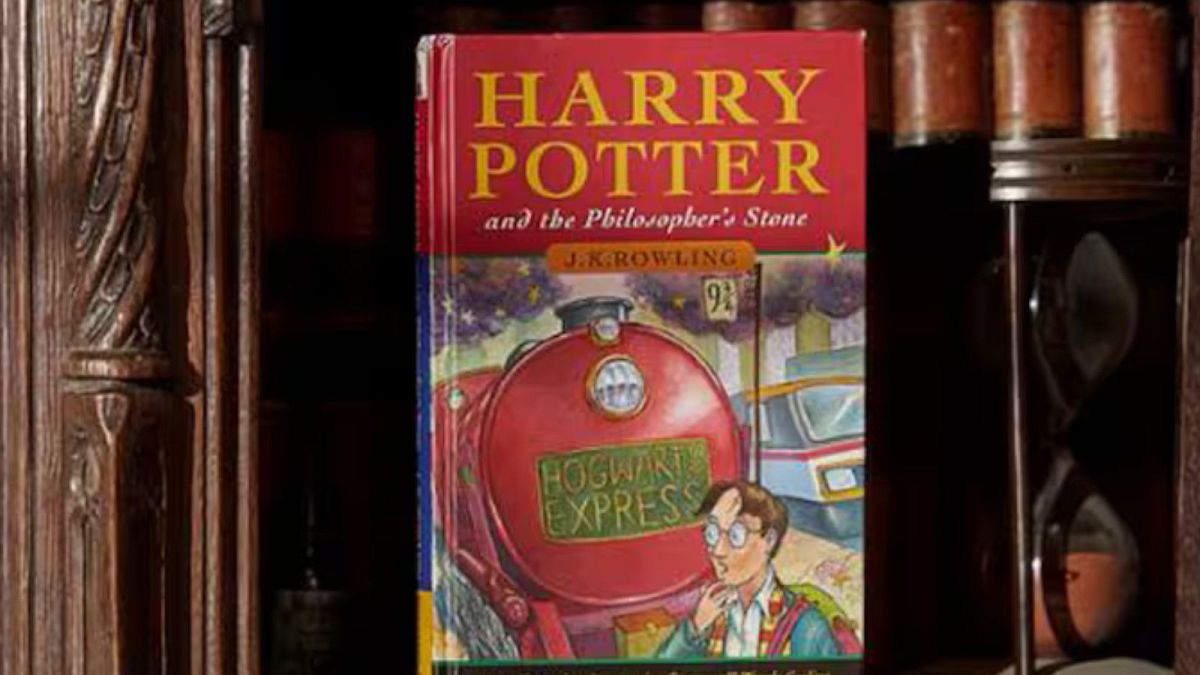 Rare first edition Harry Potter book sells for more than &euro;53,000 