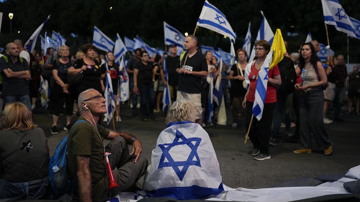 Thousands protest in Jerusalem against Prime Minister Netanyahu's government 