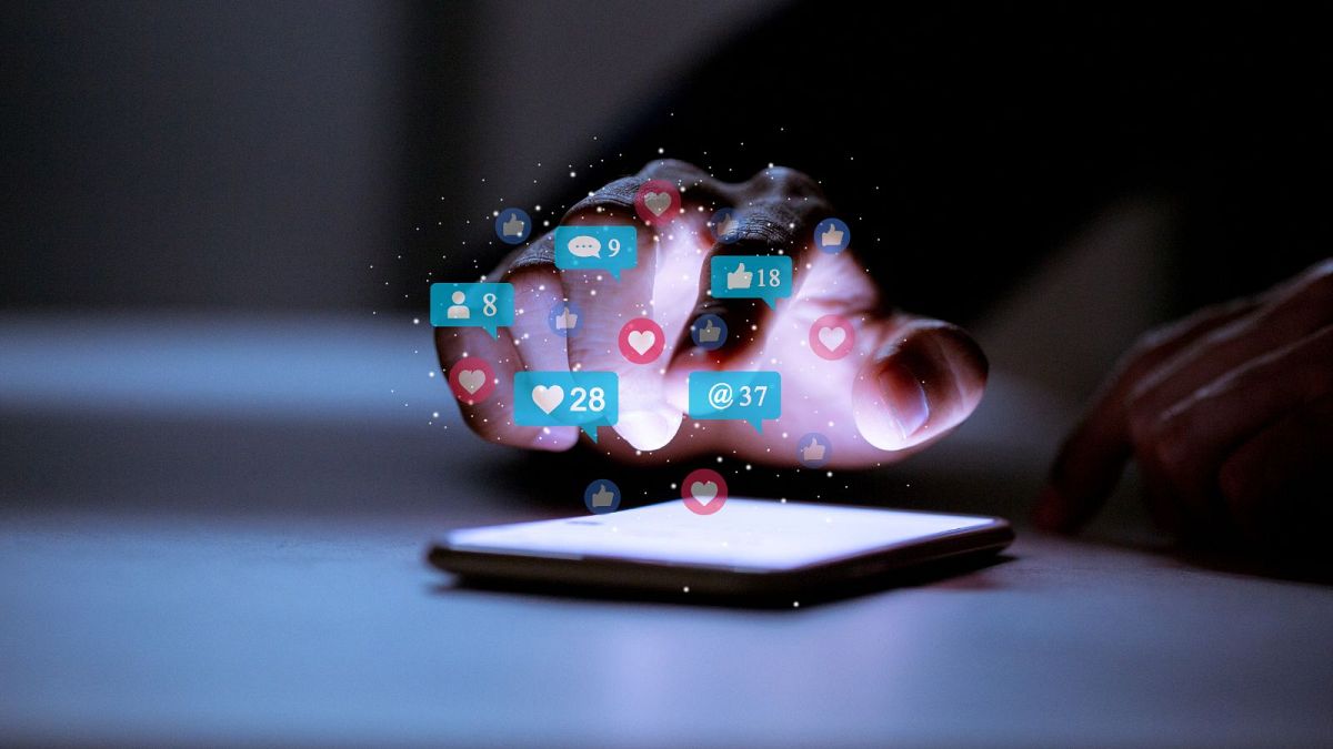 Should social media come with a warning? An expert weighs in