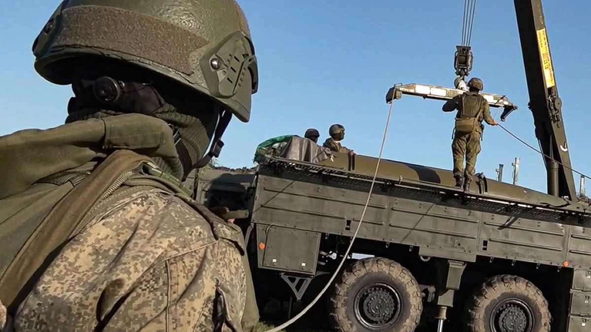 В России начался второй этап учений нестратегических ядерных сил