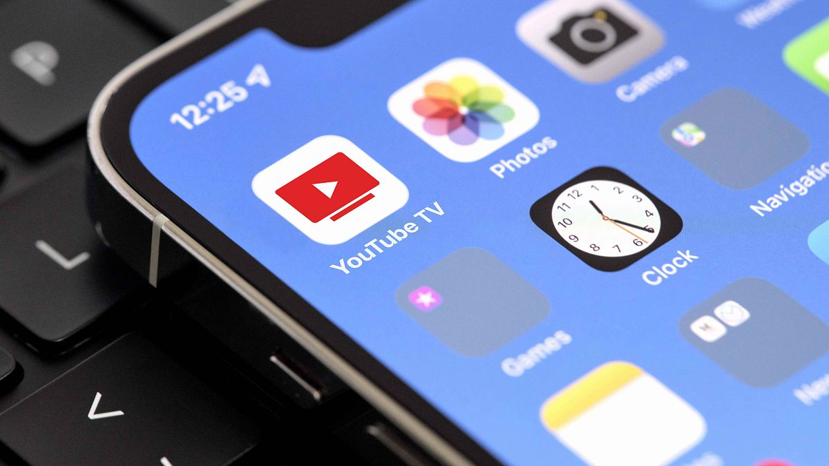 Youtube and X failed to act on disinformation ahead of EU vote - report  