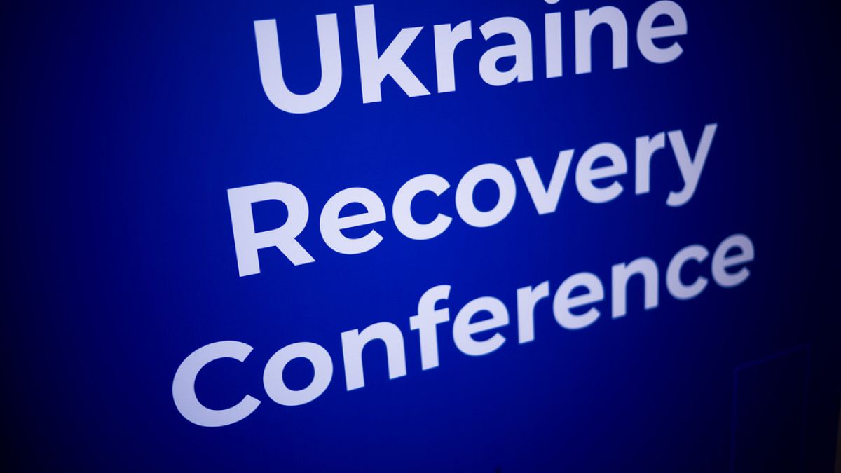 Глава Агентства по восстановлению Украины ушел с поста за день до конференции в Берлине