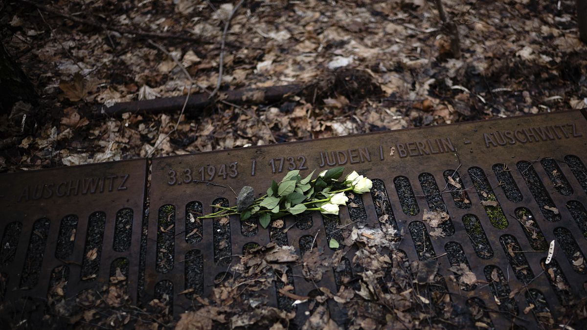 AI could fuel wave of Holocaust denial, UNESCO finds