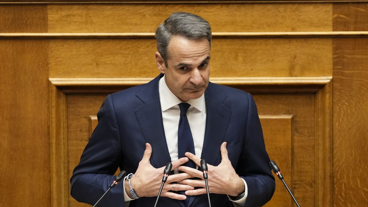 Greek prime minister reshuffles cabinet after European elections