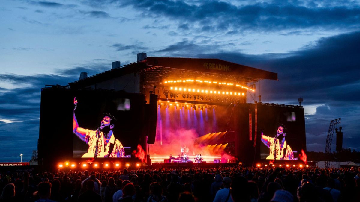Glastonbury and other major UK festivals are offering free tickets for young voters
