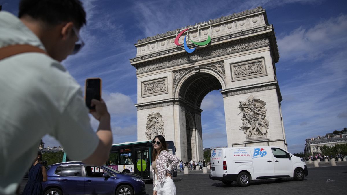 From Paris Syndrome to sky high prices: Is the City of Lights all it's cracked up to be? 
