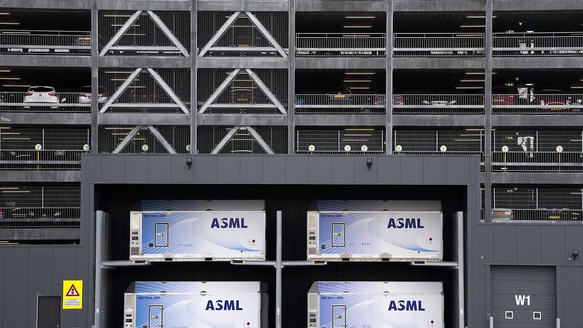 Earnings Preview: ASML's sales expected to continue decline