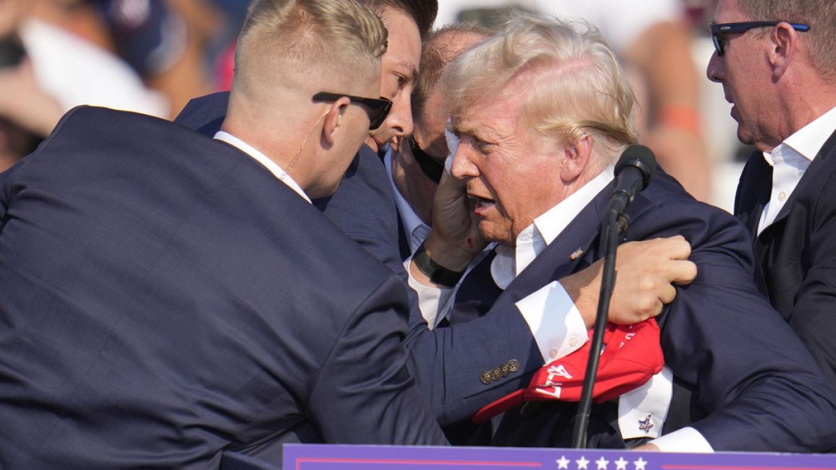 Покушение на Дональда Трампа: "это было чудо" 