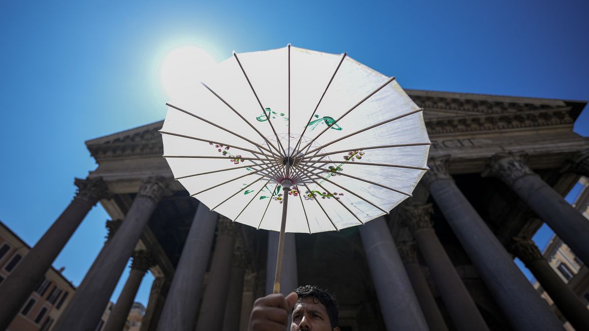 Italy faces extreme heat as four die over the past two days 